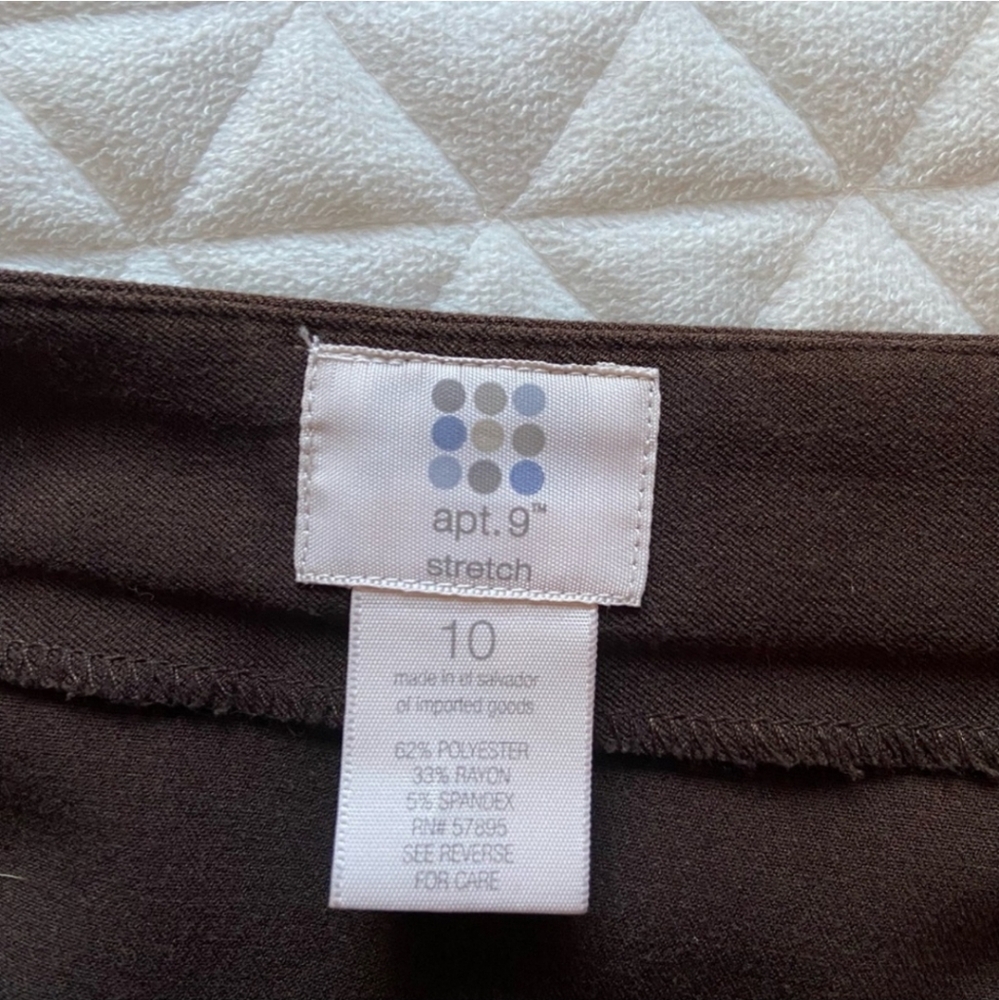 Title Nine A-Line Skirt Dark Brown Stretch Size 10 Travel Y2K Comfy - Picture 2 of 8